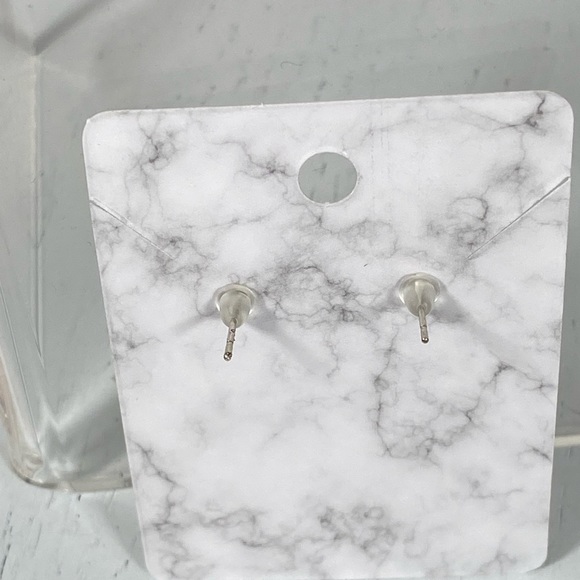 NEW small turquoise post earrings; Pewter look and vintage style - Picture 3 of 3